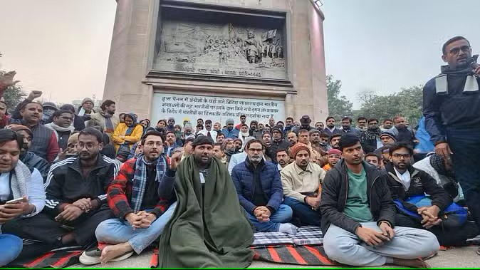 प्रशांत किशोर ने बीपीएससी परीक्षा मुद्दे ​​पर शुरू किया आमरण अनशन 