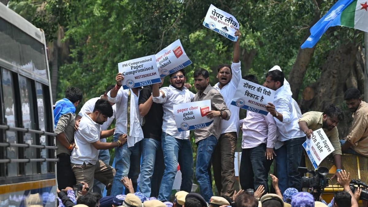 नीट-यूजी 2026 प्रश्नपत्र लीक, परीक्षा रद्द, सीबीआई ने प्राथमिकी दर्ज की