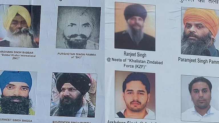 15 अगस्त से पहले दिल्ली में हाई अलर्ट, 19 आतंकियों के पोस्टर चस्पा