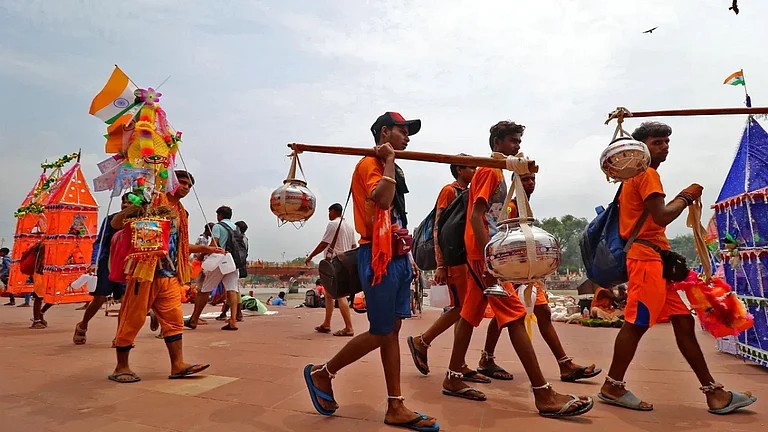बदायूं: कांवड़ यात्रा के डीजे वाहन में उतरा करंट, एक कांवड़िए की मौत