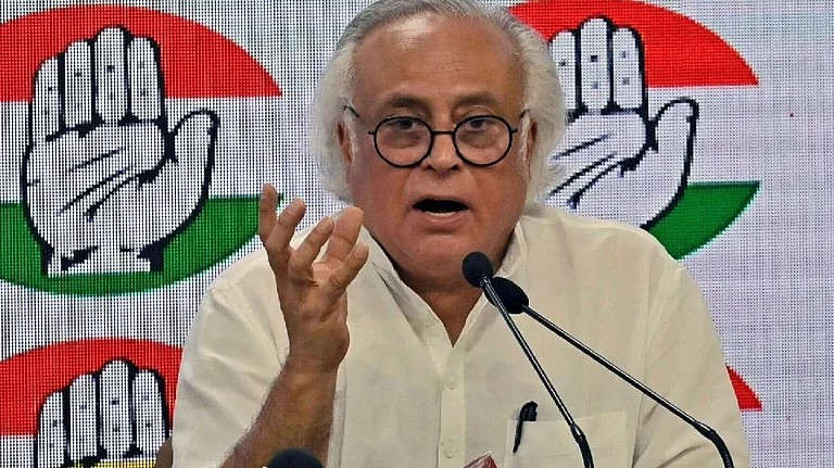 पीआर-जीडीपी की तस्वीर चमकाई जा सकती है, अर्थव्यवस्था नहीं: रमेश 