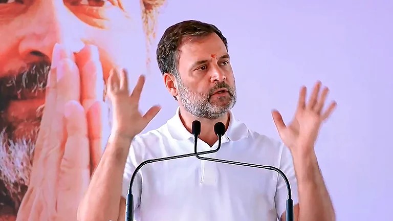 राहुल का राष्ट्रपति से आग्रह, गौतम की नियुक्ति पर पुनर्विचार को कहें